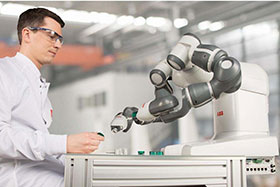 機(jī)器人技術(shù)與人工智能有什么區(qū)別？